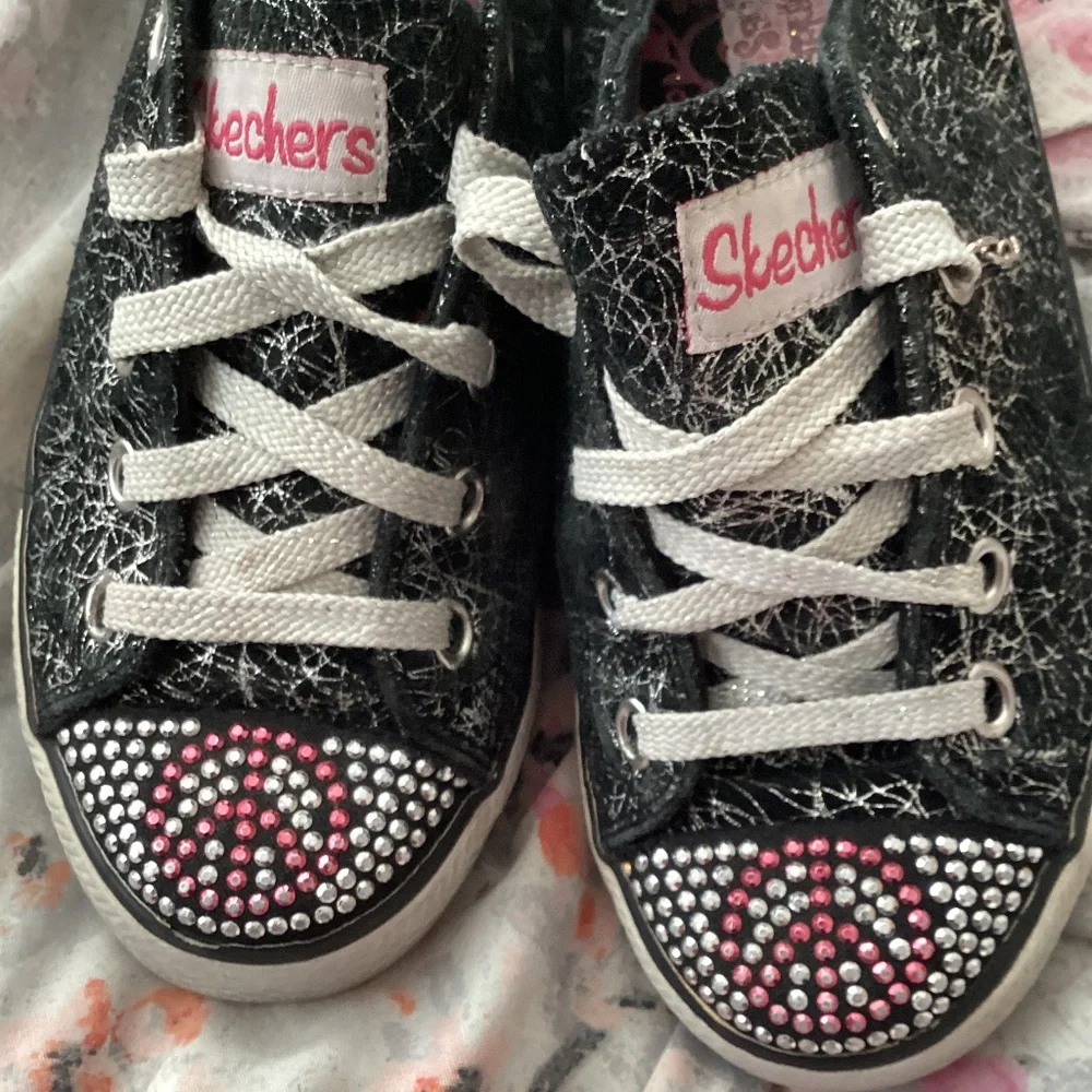 Girl’s Skechers Twinkle Toes Sneakers Size 2.5 Peace Sign Black White Pink READ